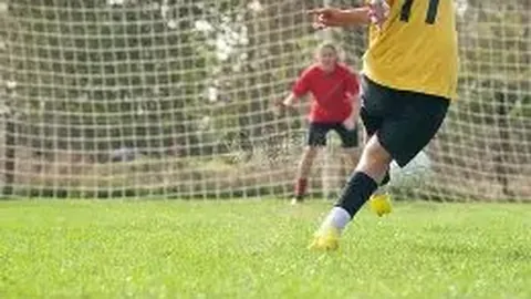 广东队三连胜调整赛季目标，杜锋技术犯规受重罚